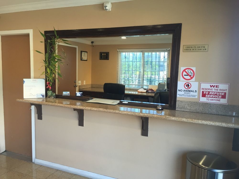 Motel Express & Airport 2*