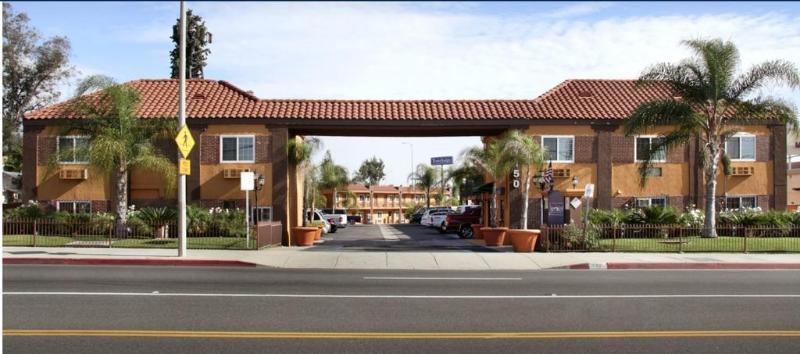 Express & Airport Motel 2*