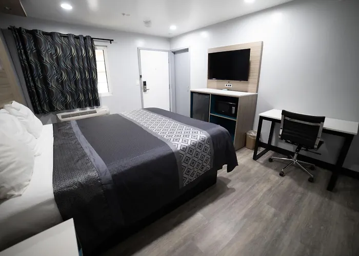 Express Inn & Suites Ontario Airport